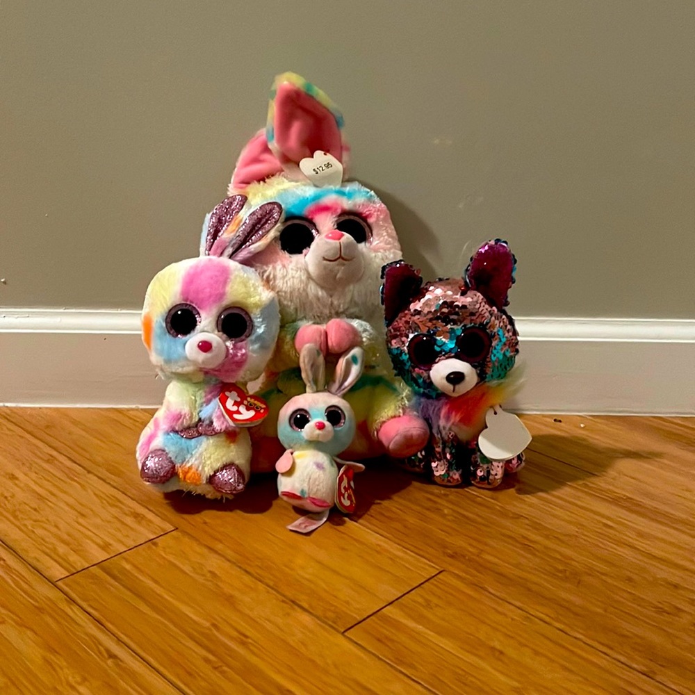 BEANIE BOOS! 3 bunnies one sequence wolf. ALL HAVE TAGS!